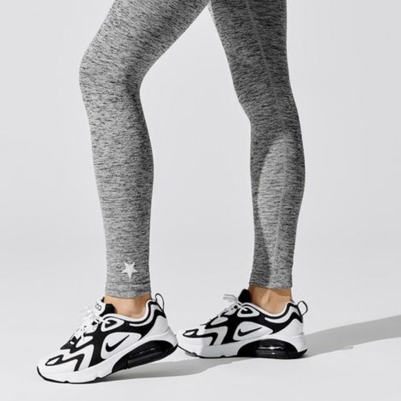 LNDR Comet Leggings in Metallic Silver Grey - M / L - Picture 2 of 12